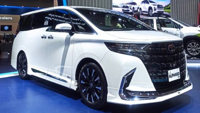 Toyota Alphard HEV