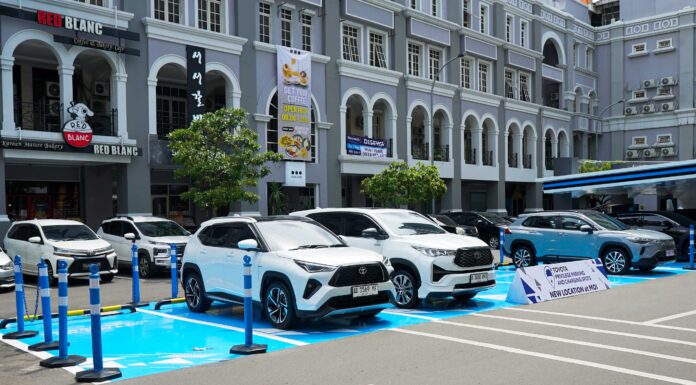 parkir gratis toyota