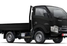 Isuzu Traga Black Premium