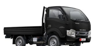 Isuzu Traga Black Premium