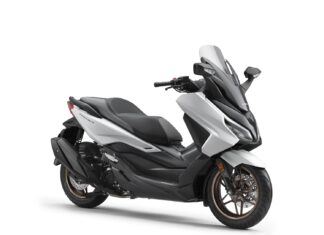 Skutik Premium Honda Forza 2025 Dapat Panel Meter TFT Baru dan Warna Eksklusif skutik premium honda forza