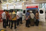 Dalam sesi Business Preview di acara Wuling 8th Anniversary hari ini, Konsumen Fleet melihat langsung karoseri Mitra EV