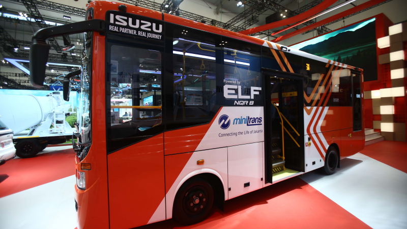 Isuzu ELF NQR B