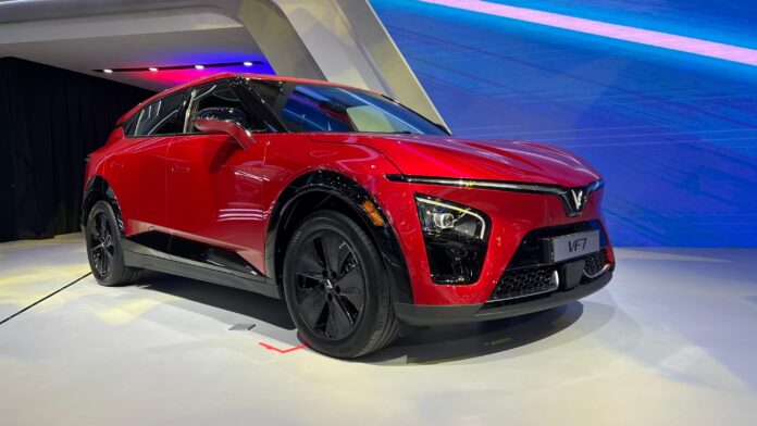 Vinfast VF7 GIIAS 2025