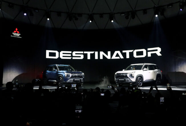 Mitsubishi Motors memilih Indonesia sebagai lokasi peluncuran perdana SUV terbarunya, Mitsubishi Destinator.