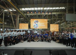 8 tahun wuling motors di indonesia