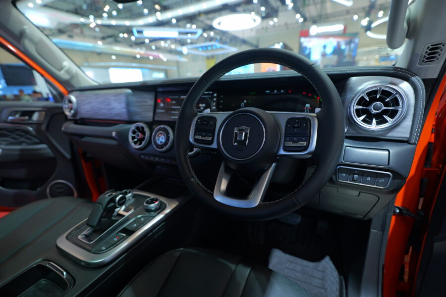 GWM Tank 300 Diesel Interior Rockomotif