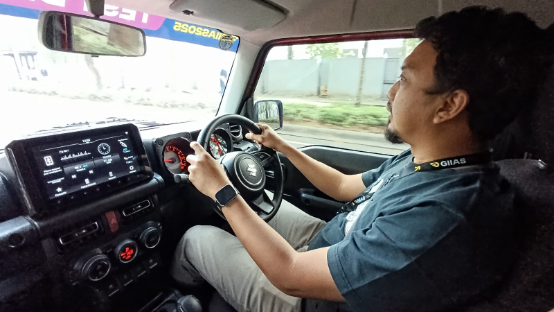 Test drive Suzuki Jimny 5-door
