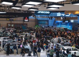 Penjualan Kendaraan di GIIAS 2025 Naik, Tapi Nilai Transaksi Turun penjualan mobil giias 2025 gaikindo
