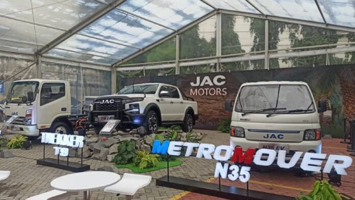 JAC Motors rilis tiga model kendaraan listrik untuk segmen komersial