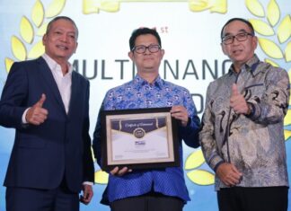 OTO Kredit Motor Raih Penghargaan Bergengsi Oto Kredit Motor