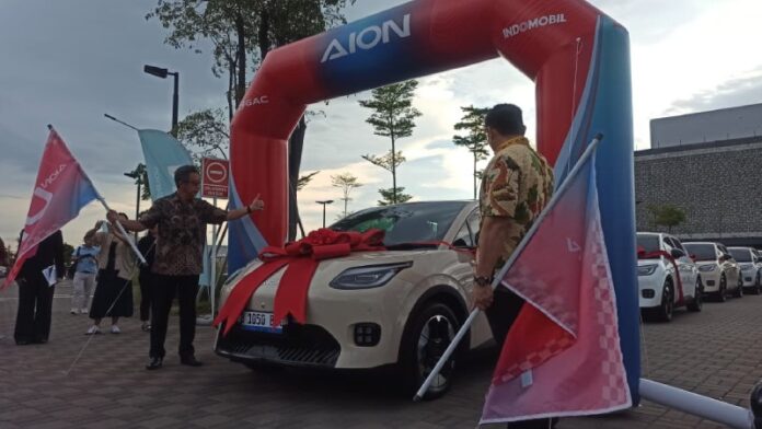 rockomotif-konsumen-mobil-listrik-aion-02 Ceremony penyerahan unit kepada konsumen mobil listrik AION UT