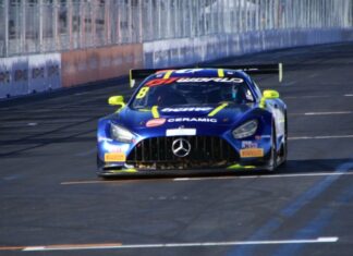 Setiawan Santoso Tutup Musim GTWCA 2025 dengan Perolehan Podium Setiawan Santoso berada di podium pertama