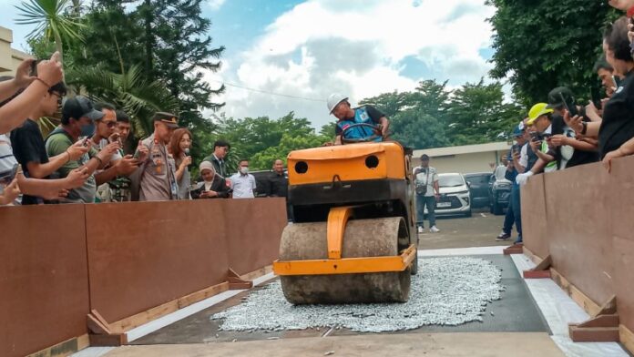 Niterra Mobility Indonesia musnahkan busi palsu NGK