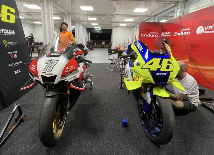 motor yamaha yzf-r1 gytr eric cargloss valentino rossi mandalika