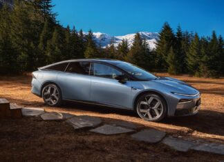 XPENG P7+ Tawarkan Jarak Tempuh 1.550 Km di 36 Negara xpeng p7+