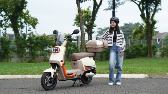 Sepeda listrik United pakai baterai Lithium