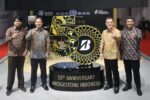Mukiat Sutikno, Presiden Direktur Bridgestone Indonsia bersama Jajaran Direksi Bridgestone Indonesia.JPG
