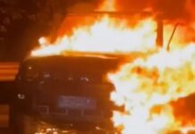 Mobil Jetour T2 Terbakar di Jalan Tol, Kondisinya Parah Mobil Jetour T2 terbakar