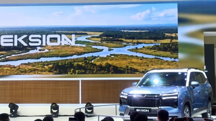 Wuling Eksion tampil di IIMS 2026