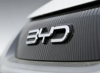 BYD Pangkas 100.000 Karyawan, Strategi Hadapi Perang Harga BYD phk 100 ribu karyawan