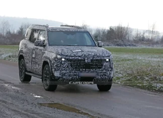 Mitsubishi Pajero 2026 Dikabarkan Meluncur di Q3, Siap Tantang Toyota Land Cruiser Mitsubishi Pajero_ Carscoops