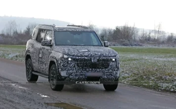 Mitsubishi Pajero 2026 Dikabarkan Meluncur di Q3, Siap Tantang Toyota Land Cruiser Mitsubishi Pajero_ Carscoops