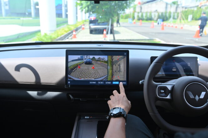 interior WUling Eksion