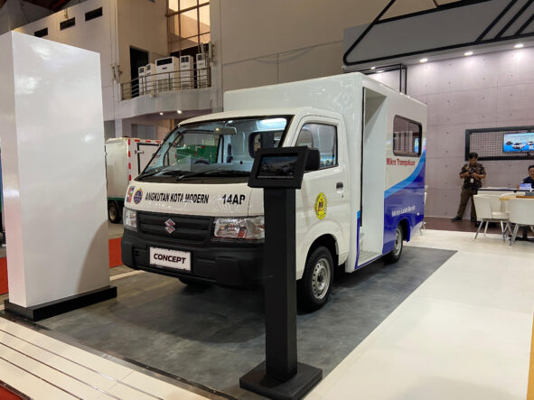 karoseri suzuki carry giicomvec 2026
