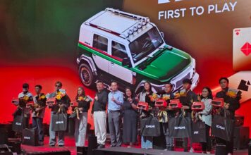 Ini Para Pemilik Pertama dari iCar V23 Pro Plus Collector Series pemilik pertama iCar V23 Pro Plus Collector Series