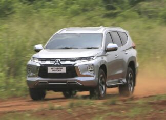 Mitsubishi Pajero Sport, SUV Tangguh dan Bertenaga dengan Fitur Canggih mitsubishi pajero sport