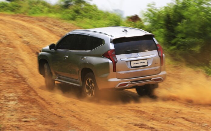 mitsubishi pajero sport