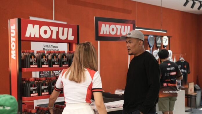 Motul Indonesia kolaborasi dengan komunitas padel