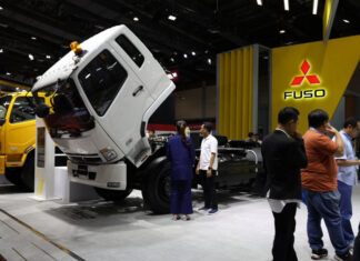 GIICOMVEC 2026 Siap Hadirkan Solusi Berbagai Kebutuhan Kendaraan Komersial di Indonesia pameran giicomvec 2026