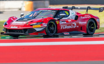Sean Gelael Raih Podium Kedua Pada Debut GTWCA Mandalika 2026 Mobil balap Ferrari yang dikemudikan Sean Gelael