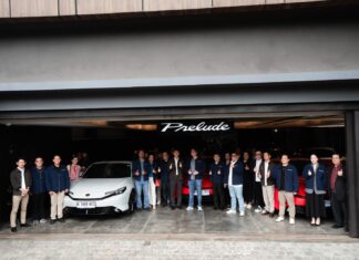 Honda Serah Terima 20 Unit Pertama Prelude di Indonesia PT Honda Prospect Motor (HPM) resmi menyerahkan unit pertama Honda Prelude kepada 20 konsumen perdana di Indonesia.