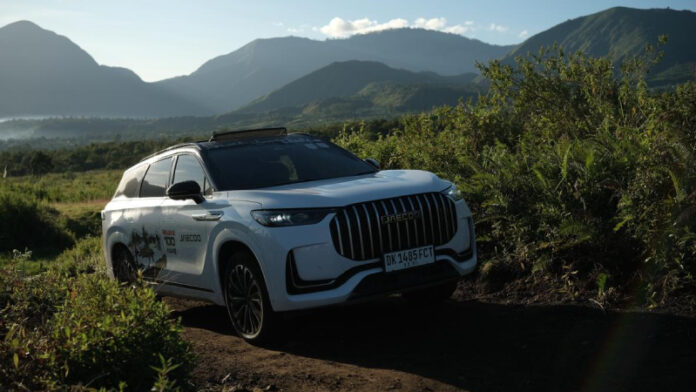 Jaecoo J8 SHS-P ARDIS unjuk kebolehan di ajang Rinjani1000