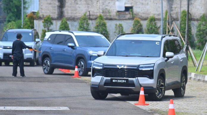 Konsumen Wuling Eksion