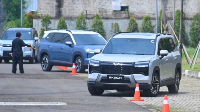 Konsumen Wuling Eksion