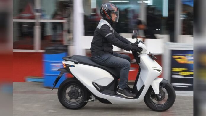 Tips aman dan nyaman menggunakan motor listrik Honda