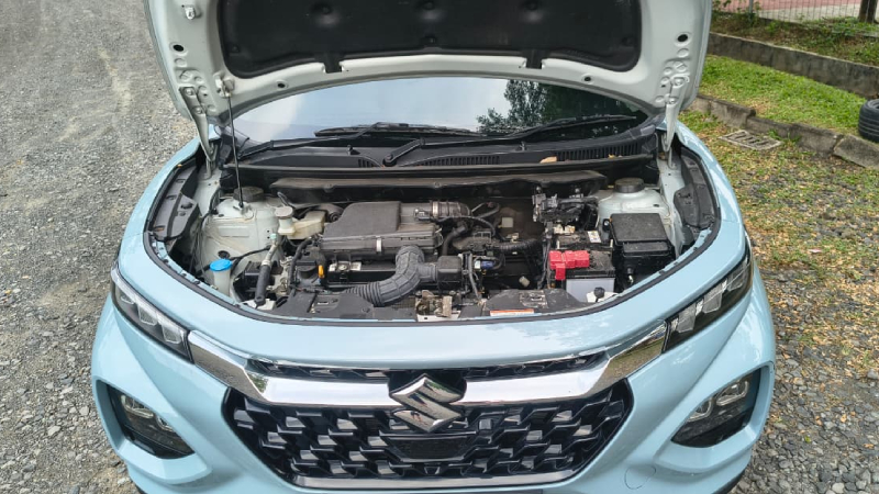 Suzuki Fronx SGX hybrid