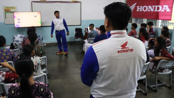 Astra Honda Berbagi Ilmu