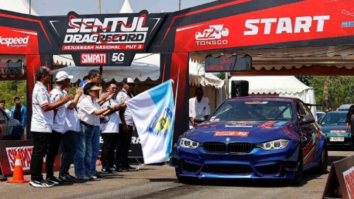 Balap drag race Indonesia
