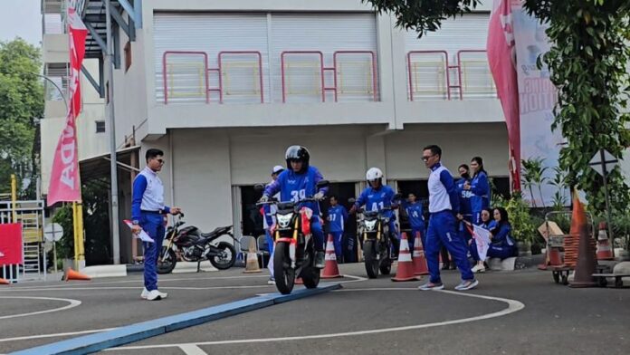 Wahana Honda gelar Safety Riding Kontes Regional