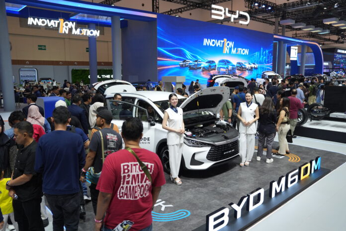 15. BYD Crowd GIIAS 2026 1 spk byd giias 2026