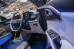 Foto 3 – Sekilas interior prototipe Hyundai NEIRA yang menampilkan desain kabin modern dengan ruang yang lapang