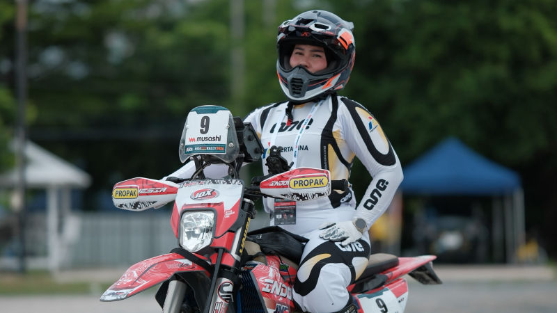 Irma Ferdiana offroader motor wanita Indonesia di ajang AXCR 2026