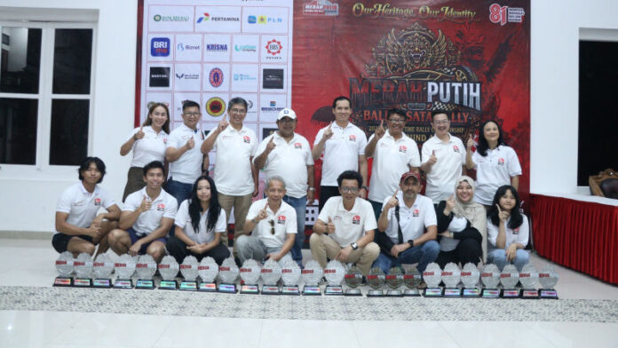 Rokky Irvandy Direktur Marketing ADM naik podium di Kejurnas Time Rally 2026