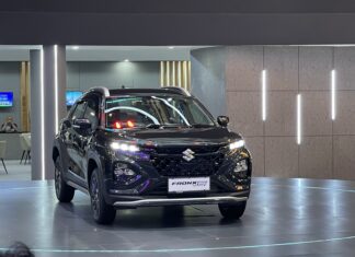Varian Baru Suzuki Fronx SGX Kuro Lahir di GIIAS 2026, Tampilannya Serba Hitam suzuki fronx sgx kuro hybrid giias 2026