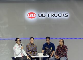UD Trucks Perkuat Standar Keselamatan Angkutan Barang Berbahaya di GIIAS 2026 UD trucks pertamina patra niaga giias 2026